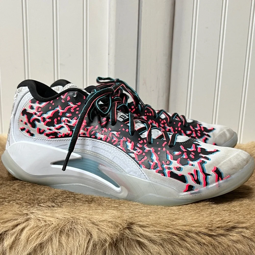 Jordan Zion 3 Basketball Shoes 9.5